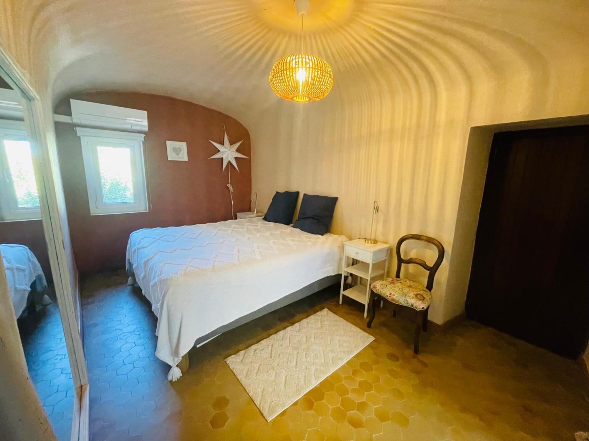 Maison Des Bourgades Saint-Julien-de-Peyrolas Εξωτερικό φωτογραφία
