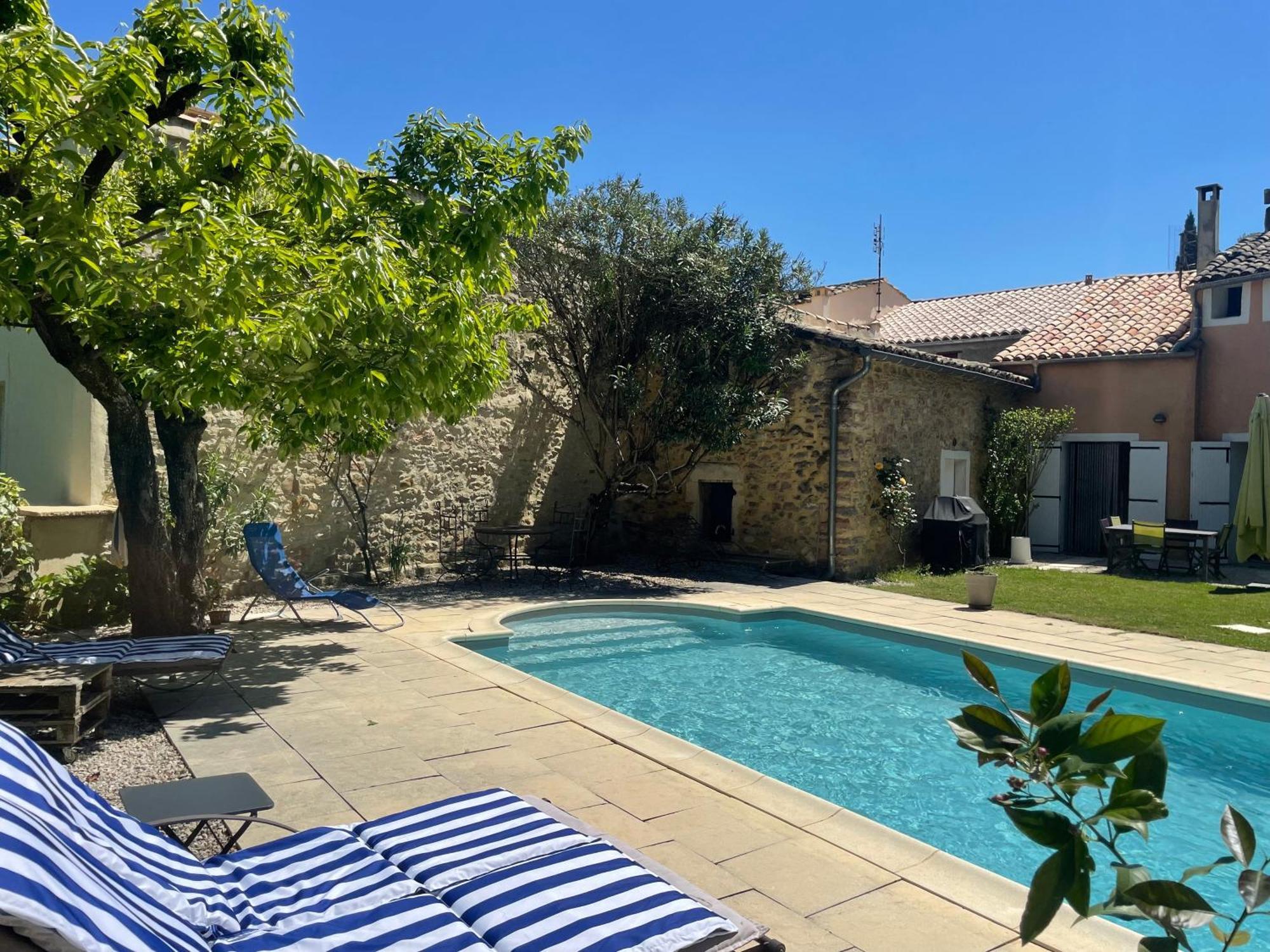 Maison Des Bourgades Saint-Julien-de-Peyrolas Εξωτερικό φωτογραφία